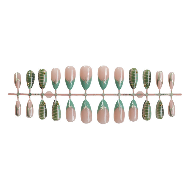 Dekorativer Press-On-Nagelset mit einzigartigen Blatt- und Ombre-Designs Brehn