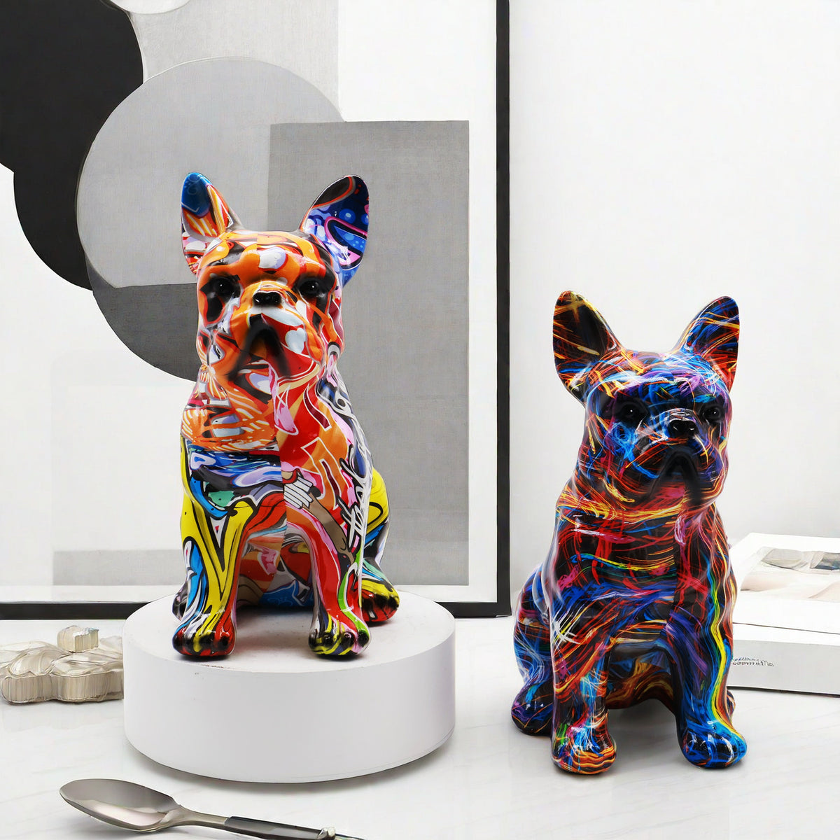 Künstlerisch gestaltete Bulldoggenfigur Brehn