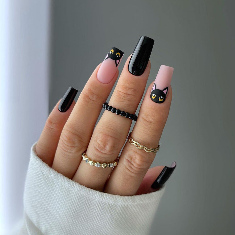 Elegante Stiletto Press-On Nagelkunst mit Strass-Akzenten Brehn