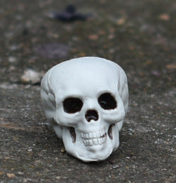 Dekorative Mini-Schädel-Figur Brehn