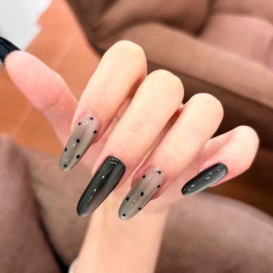 Glamouröse Gel-Nagelkunstverlängerungen Brehn