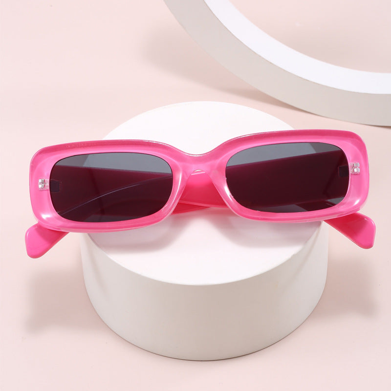 Damen stilvolle Designer-Sonnenbrille mit modischem, rechteckigem Rahmen Brehn