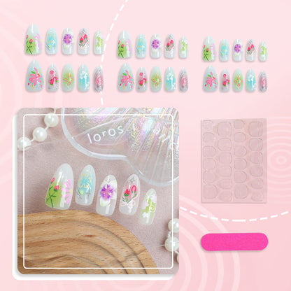 Künstlerisches Press-On-Nagelkunst-Set mit floralen Verzierungen