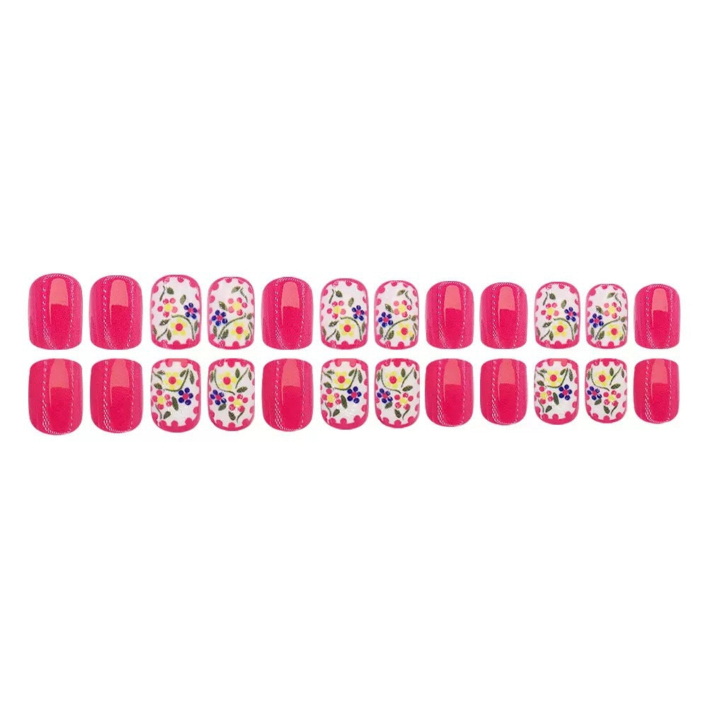 Handgemachtes Nageldesign Brehn