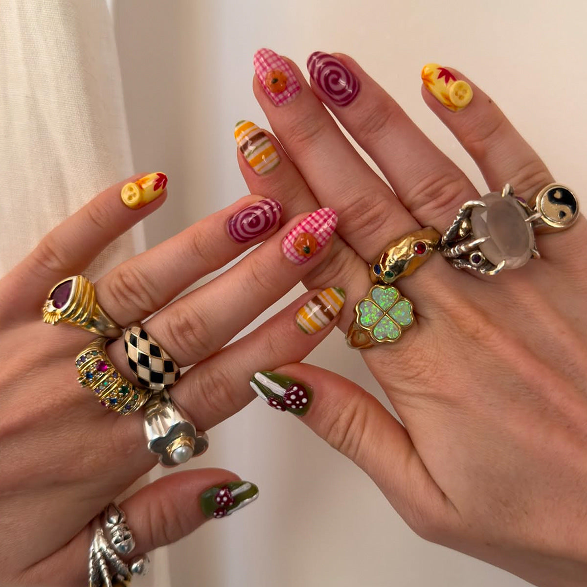 Kreative Nagelkunst mit Einzigartigen Designs Brehn
