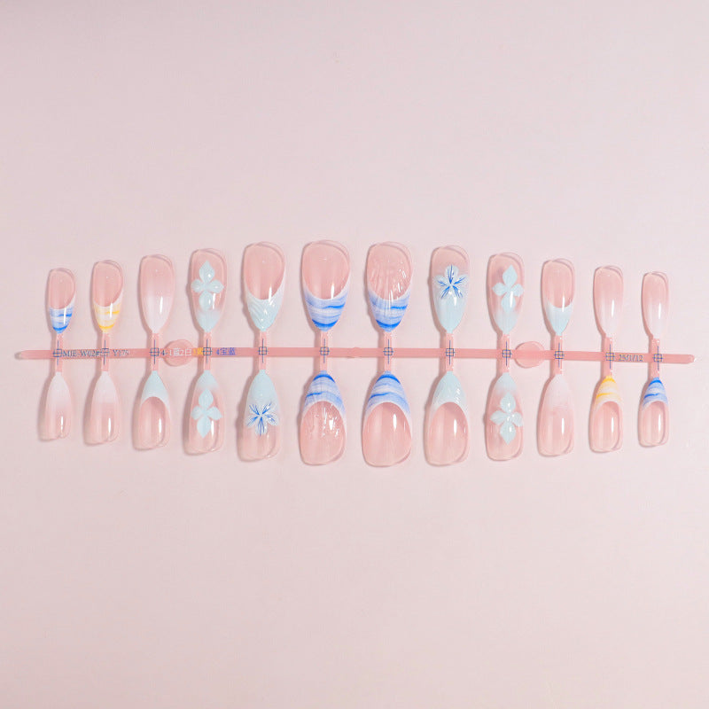 Premium Press-On Nail Set mit dekorativen Akzenten Brehn