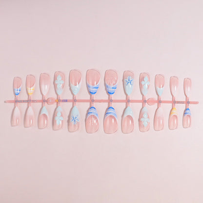 Premium Press-On Nail Set mit dekorativen Akzenten Brehn