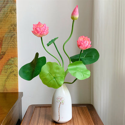Künstliche Lotusblumenarrangement