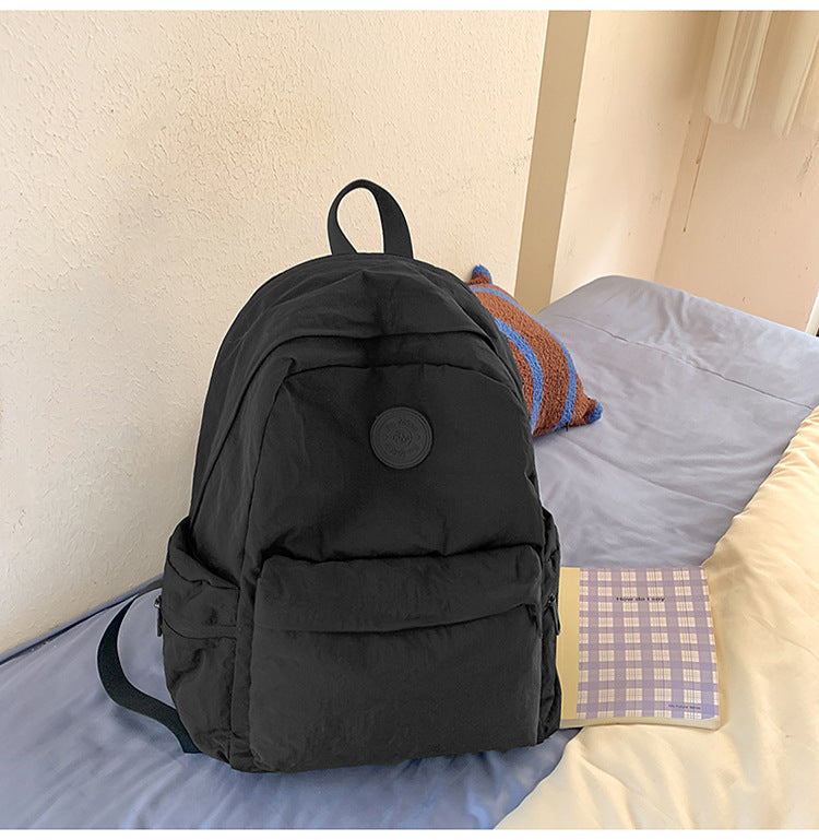 Leichter lässiger Schulrucksack