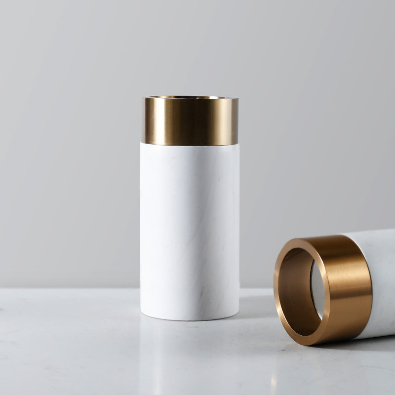 Stylischer Marmor- und Gold-Dekorhalter