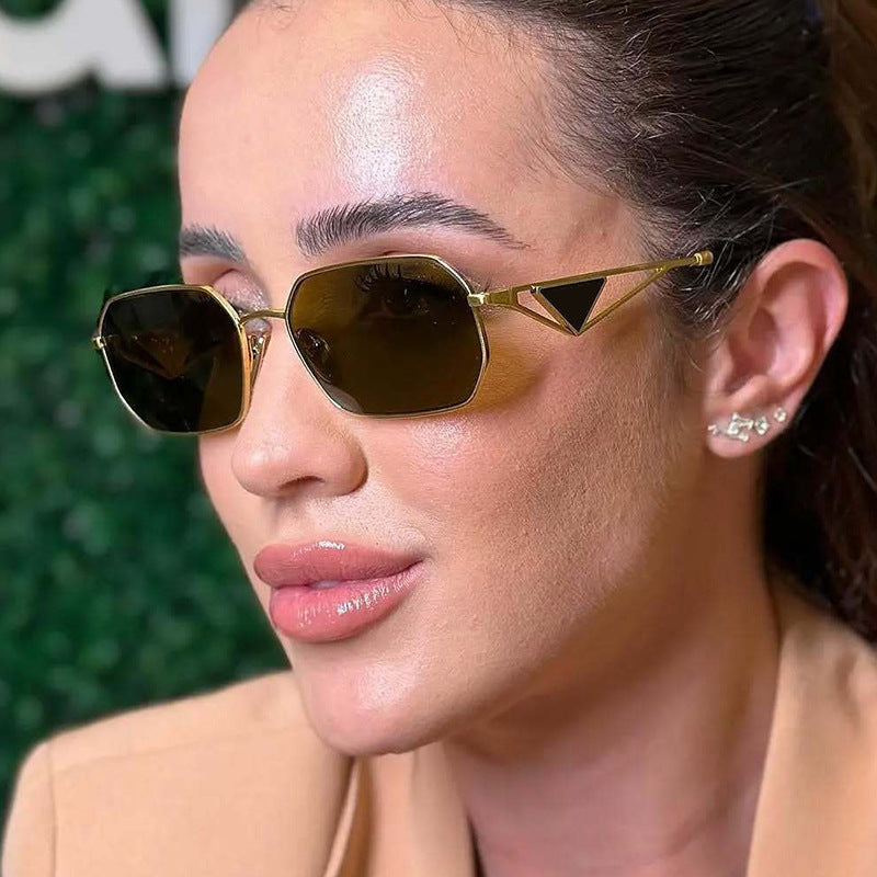 Damen geometrische Luxus-Sonnenbrille mit schmalem Hochglanz-Rahmen Brehn