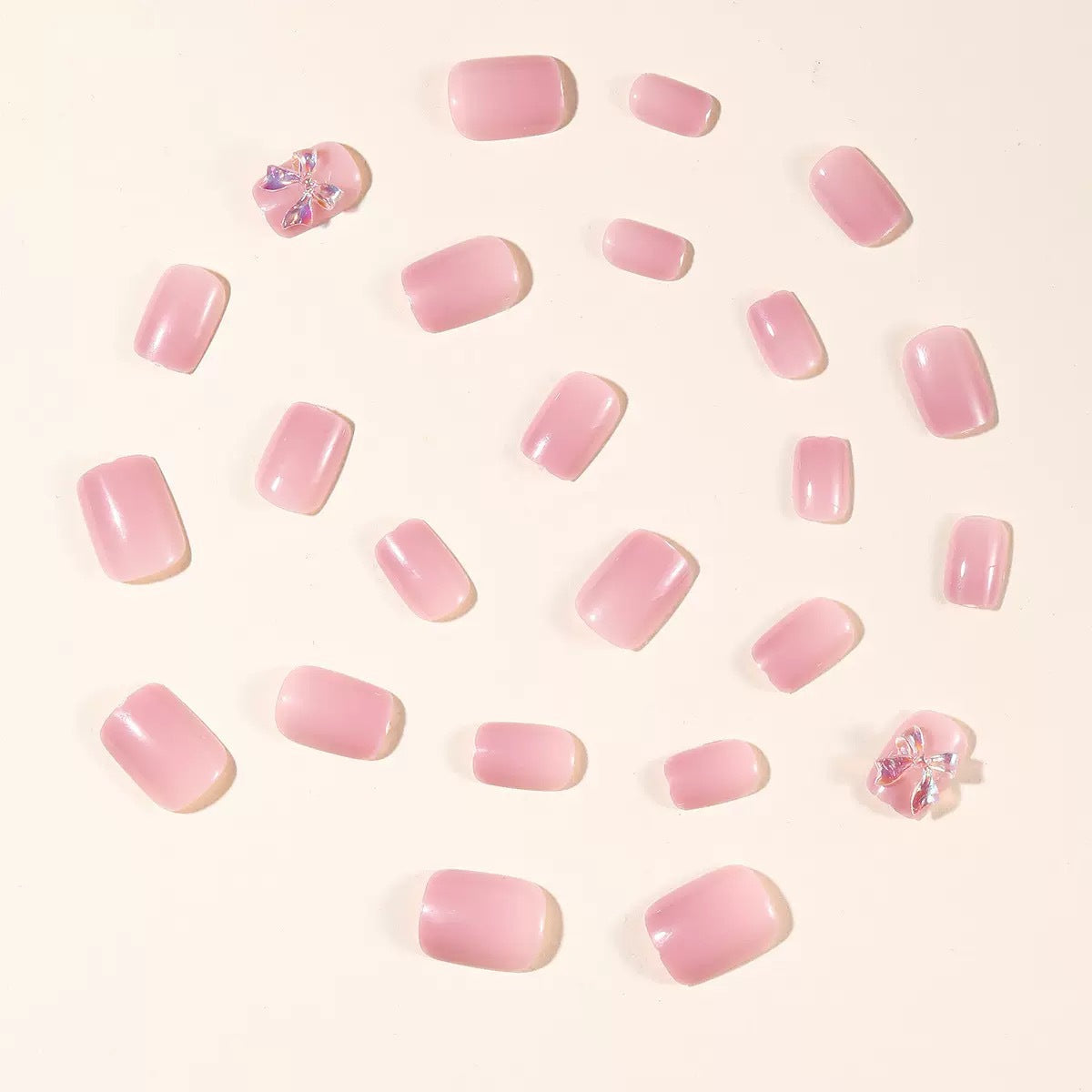 Kunstnagelset mit modischen 3D-Blütenverzierungen Brehn