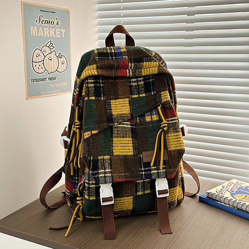 Gemütlicher karierten Rucksack
