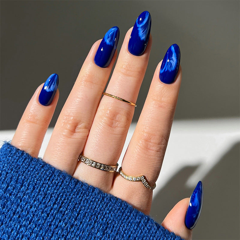 Künstlerisches Press-On-Nagelset mit Gradient-Design Brehn