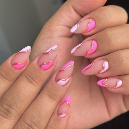 Elegante Stiletto Press-On Nagelkunst mit Strass-Akzenten Brehn