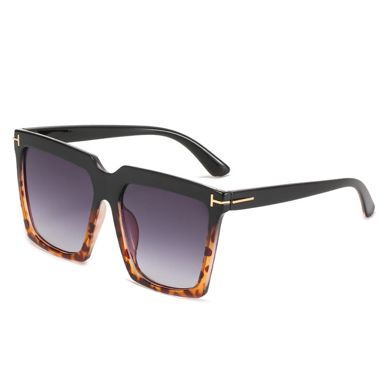Damen oversized quadratische Sonnenbrille mit luxuriösen Akzenten Brehn