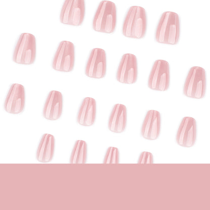 Kunstvolle Nagelkunst mit elegantem Schimmer Effekt Brehn