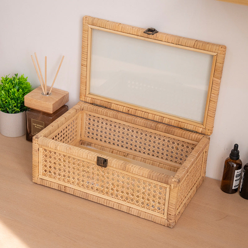 Praktische Aufbewahrungsbox mit Glasoberfläche