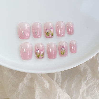Künstlerisches Press-On Nagelkunstset mit Herz- und himmlischen Designs
