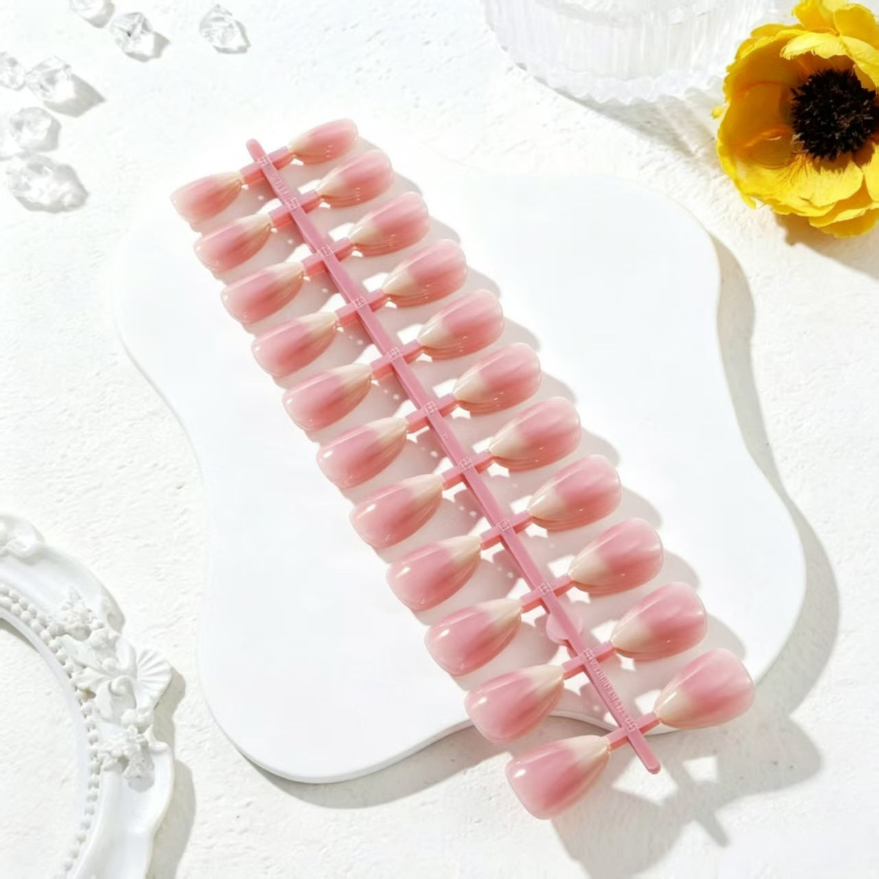 Premium-Qualität Press-On-Nagelspitzen Brehn