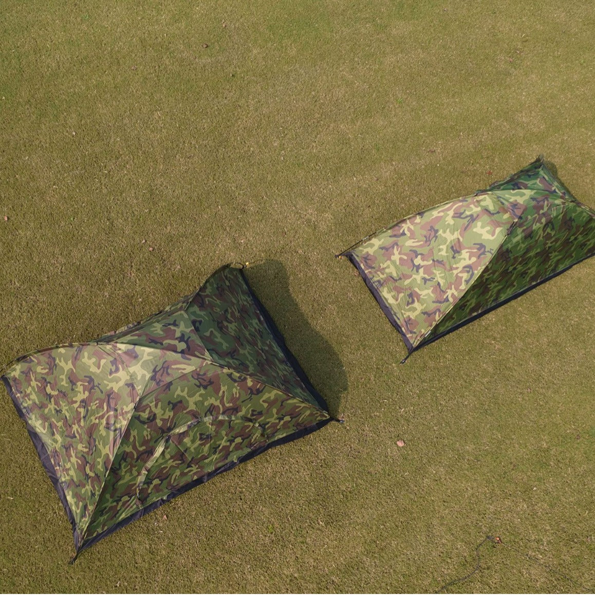 Unisex Tragbares Campingzelt mit Camouflage-Muster Brehn