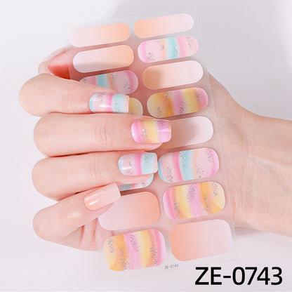 Künstlerische Nagelkunst-Wickel
