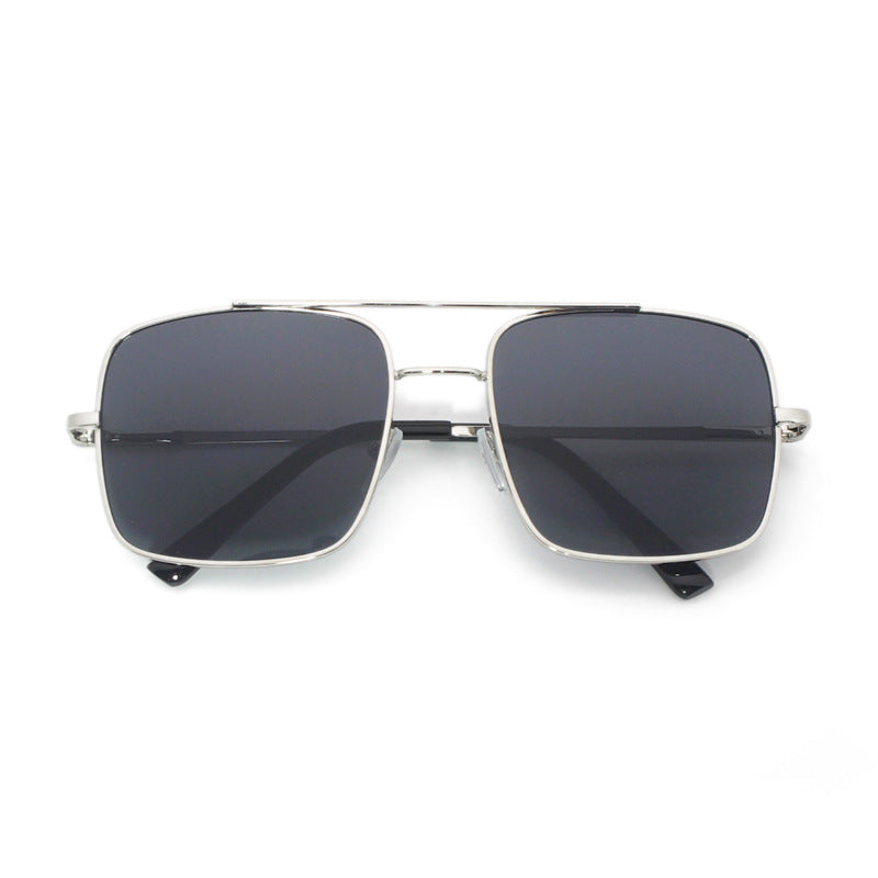 Modische Oversized-Sonnenbrille Im Eleganten Quadratdesign Brehn