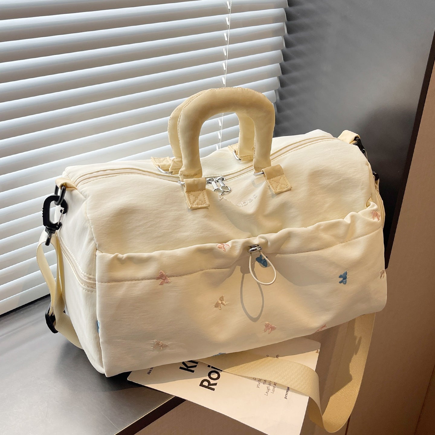 Multifunktionale bestickte Duffel-Tasche Brehn