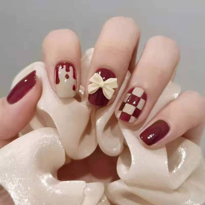 Chic dekorative Nagelkunst