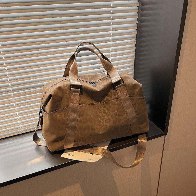 Leichte Wochenend-Duffle-Tasche Brehn
