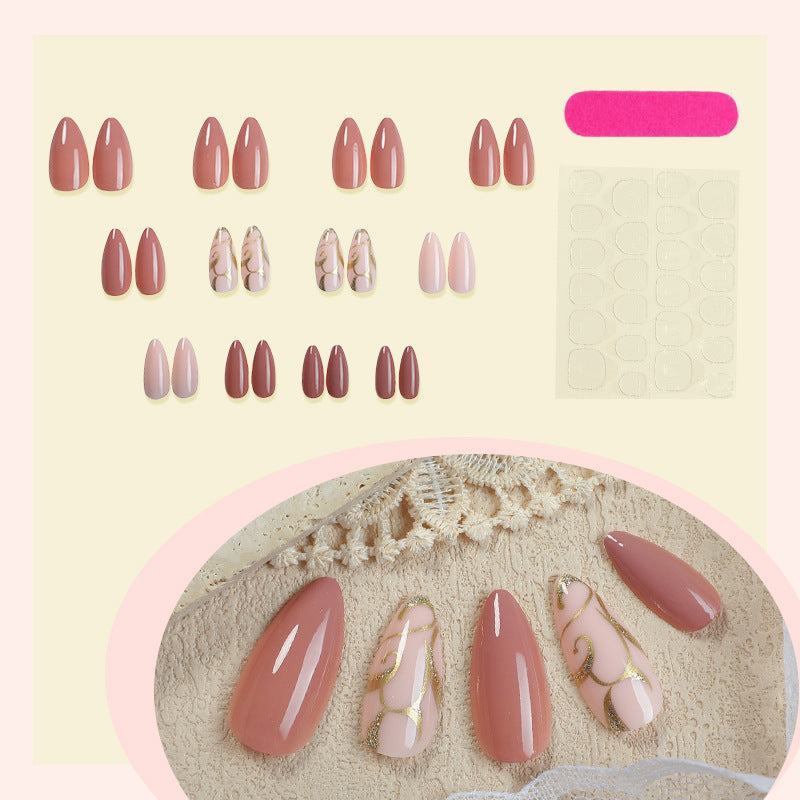 Elegantes Press-On-Nagelkunst-Set mit floralen und glänzenden Akzenten Brehn