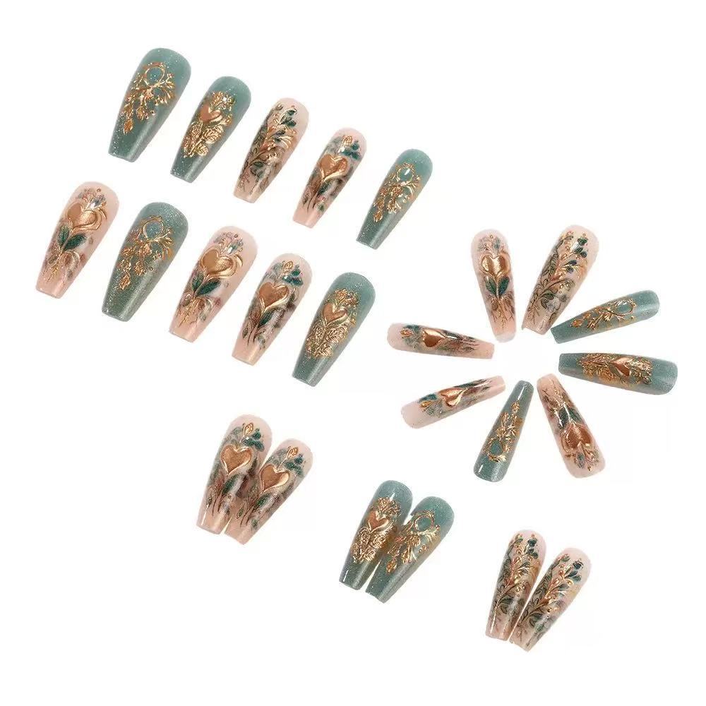 Kunstnagel-Set mit eleganter floralem 3D-Verzierung Brehn