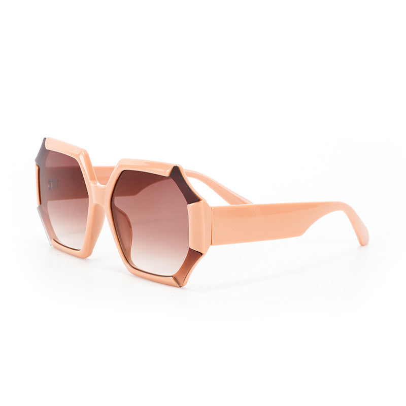 Damen modische Sonnenbrille mit facettiertem Rahmen Brehn