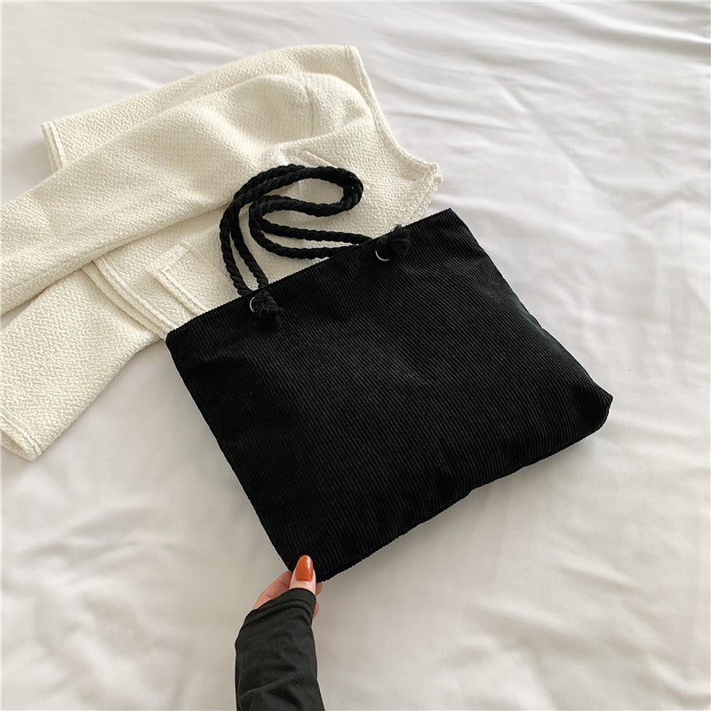 Texturierte Kordelzug-Tasche