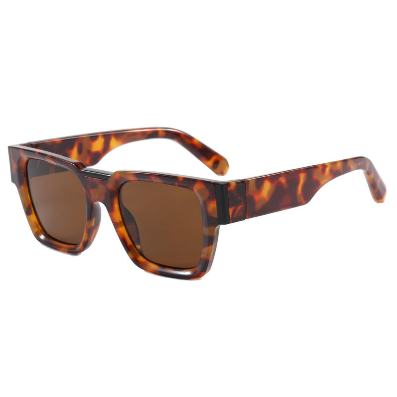 Damen verspiegelte Cat-Eye Sonnenbrille mit komfortabler passform Brehn