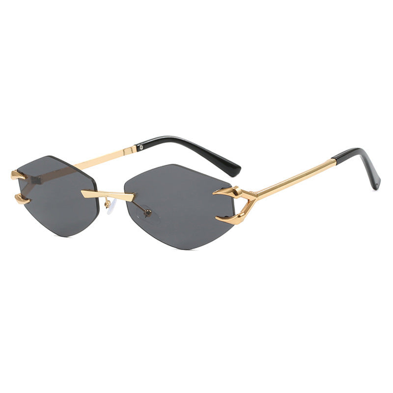 Damen geometrische Designer-Sonnenbrille mit herausragendem Metallrahmen Brehn