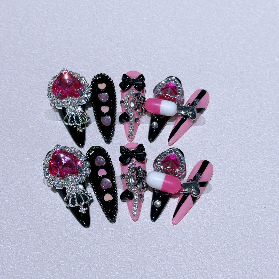 Glamouröse Nagelkunst Verlängerungen
