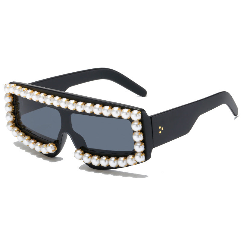 Damen modische Sonnenbrille mit Perlen-Applikationen Brehn