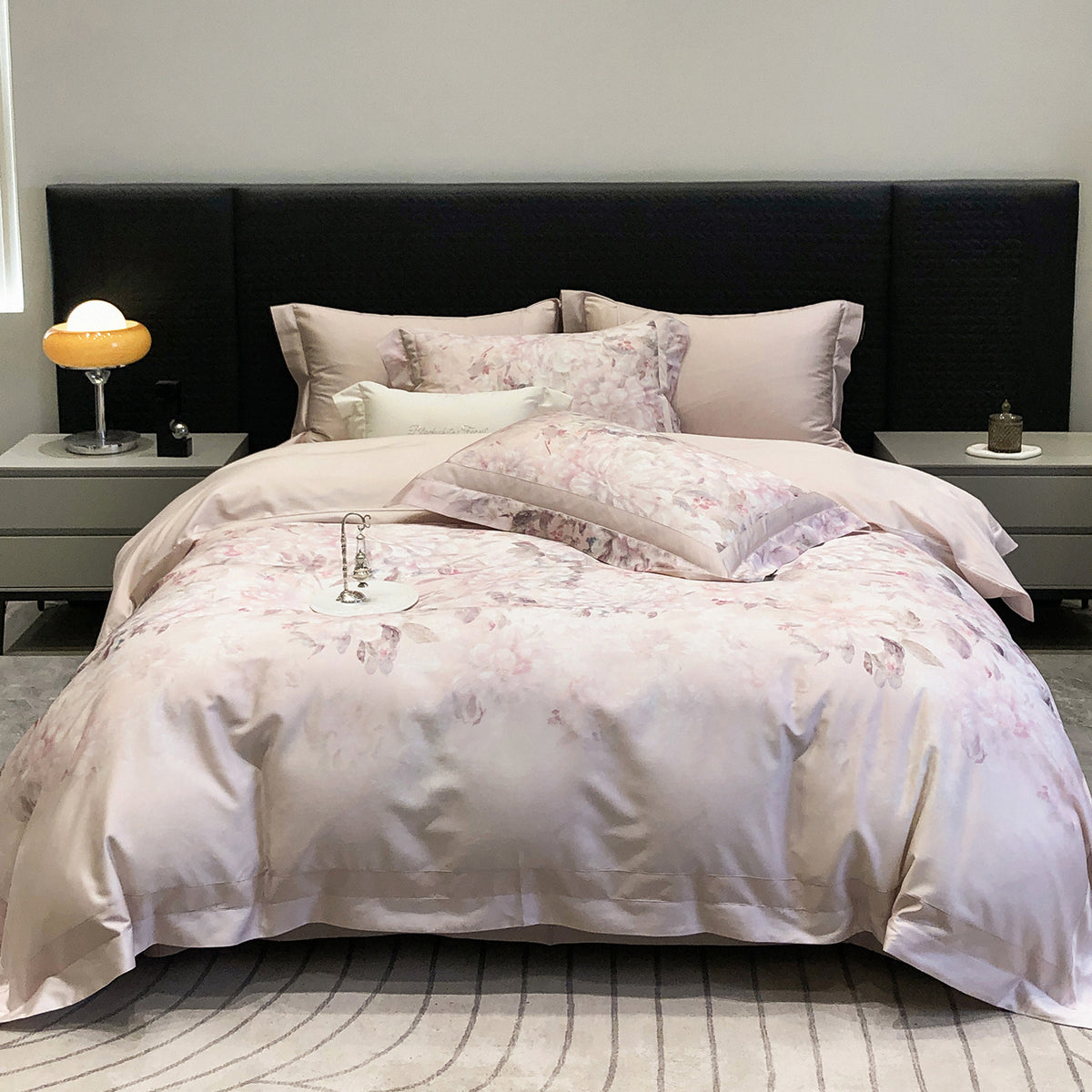 Luxuriöses Baumwollsatin-Bettwäsche-Set mit Tier-Toile-Motiv und Satinkante