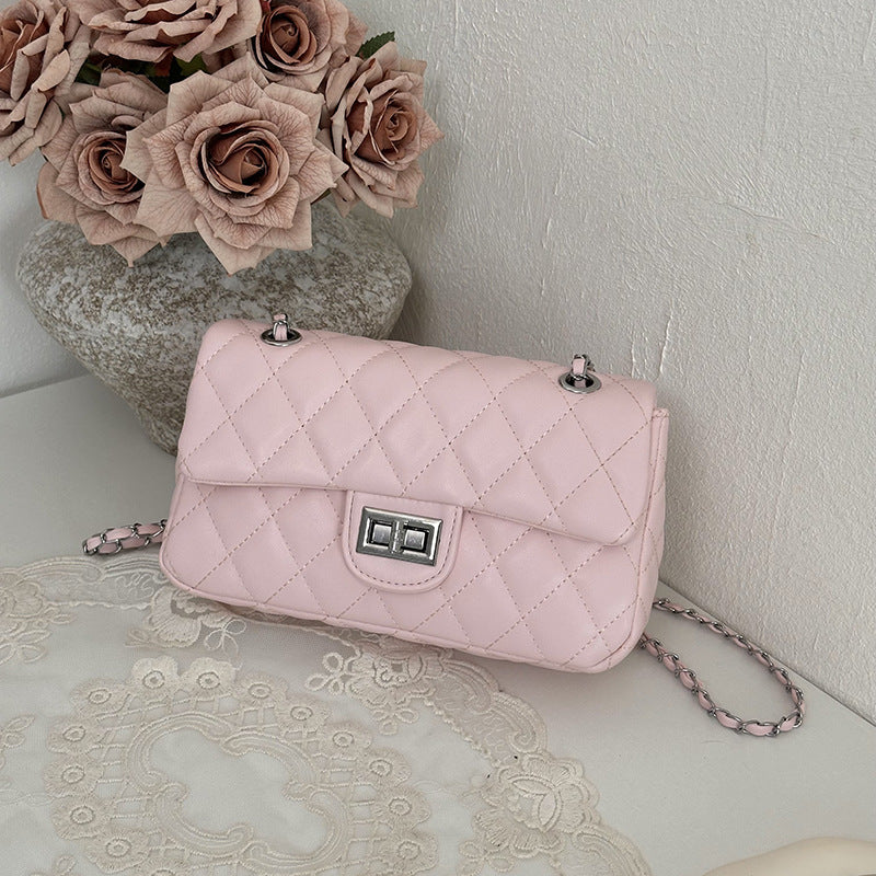 Gequiltete Kettenriemen Abendclutch Tasche
