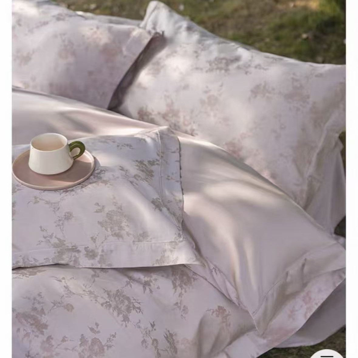 Wendbare Baumwollsatin Botanische Bettbezugset mit Kissenbezügen und verdecktem Verschluss