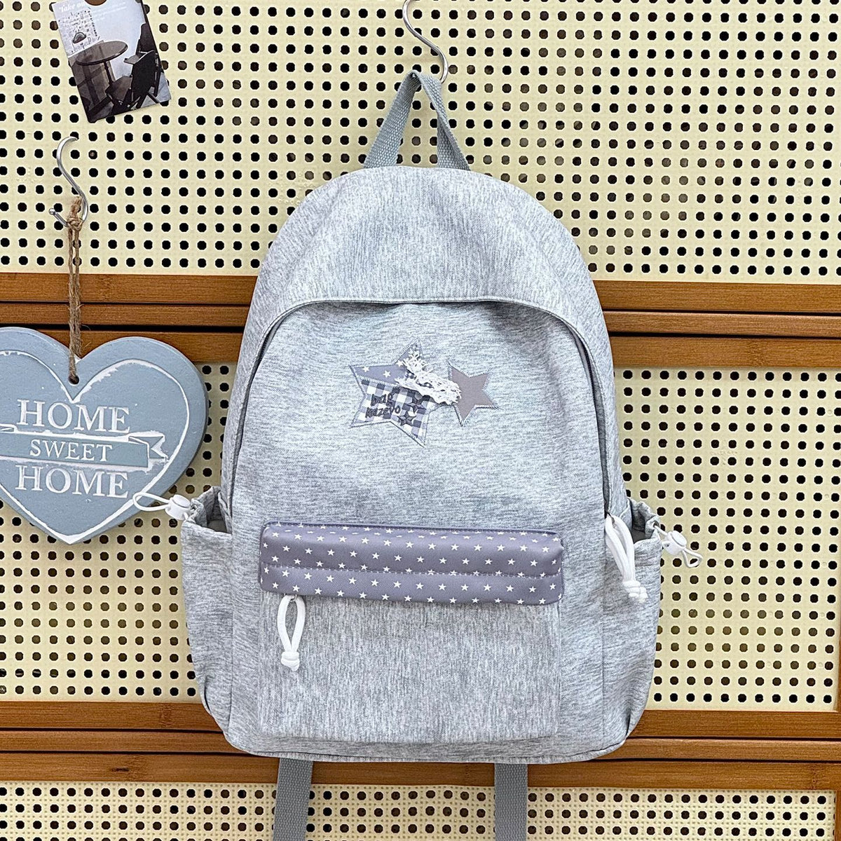 Stylischer, mit Sternen verzierter Rucksack Brehn