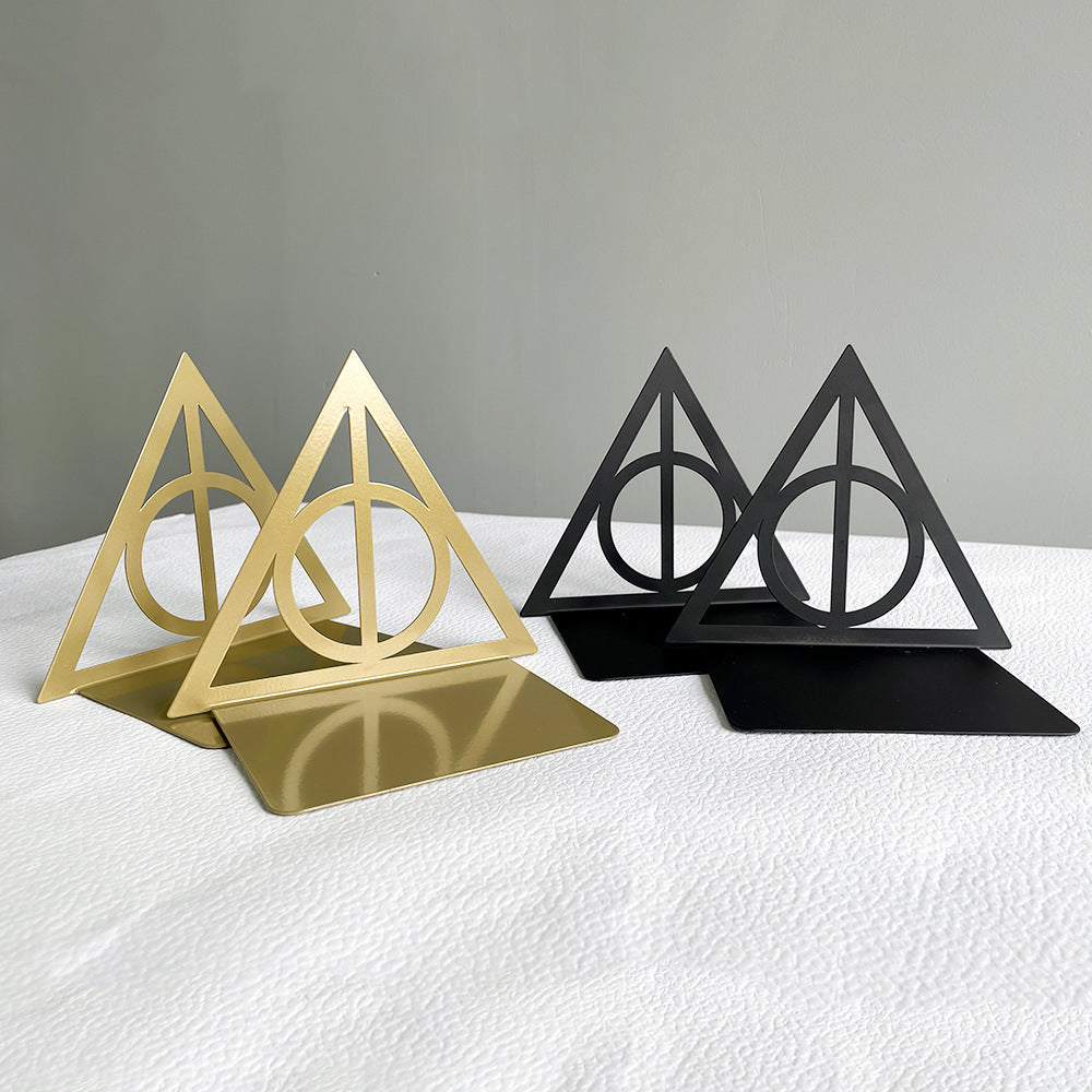 Geometrische Dekorative Buchstützen