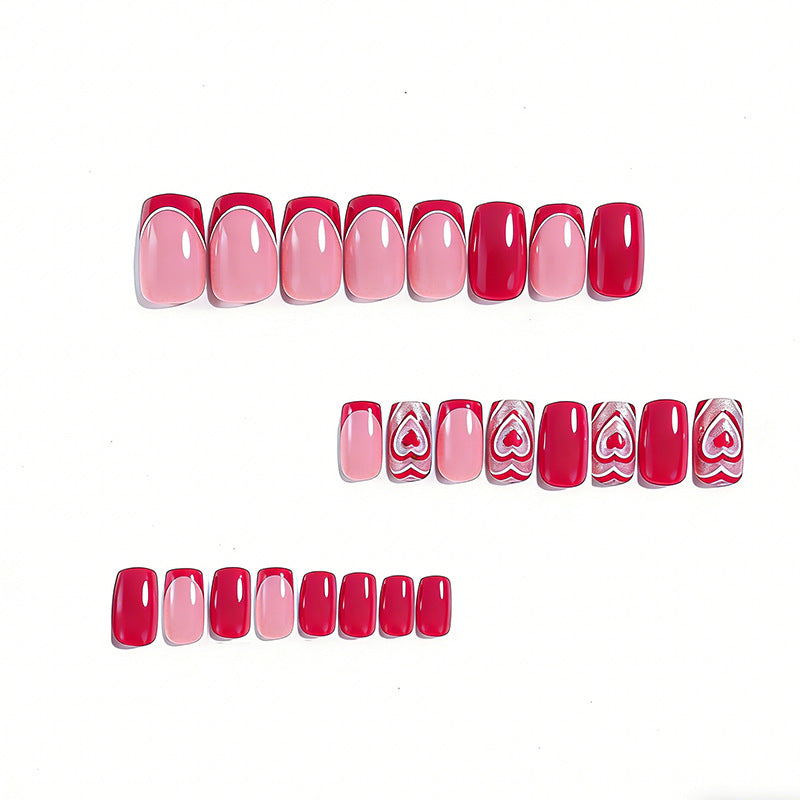 Herz-verzierte Nagelkunst Brehn