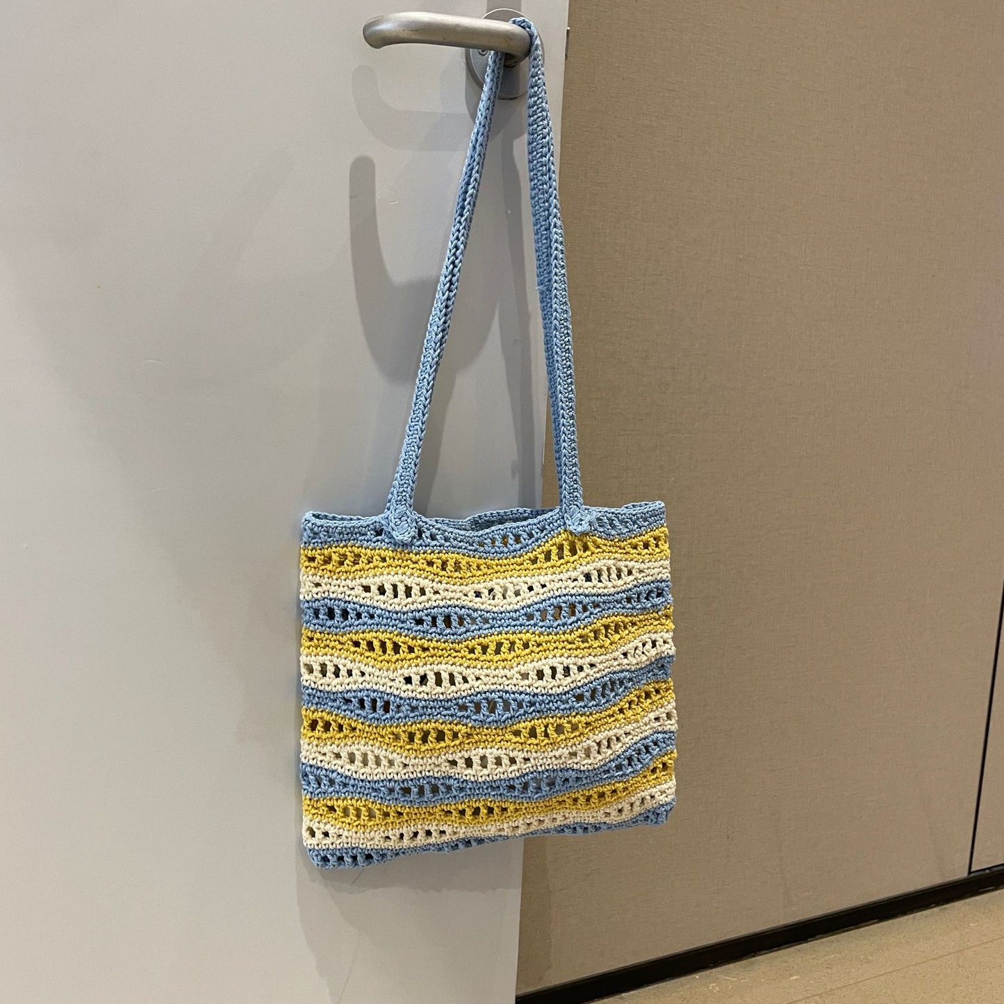 Handgeknüpfte Strandtasche mit Wellenmuster Brehn