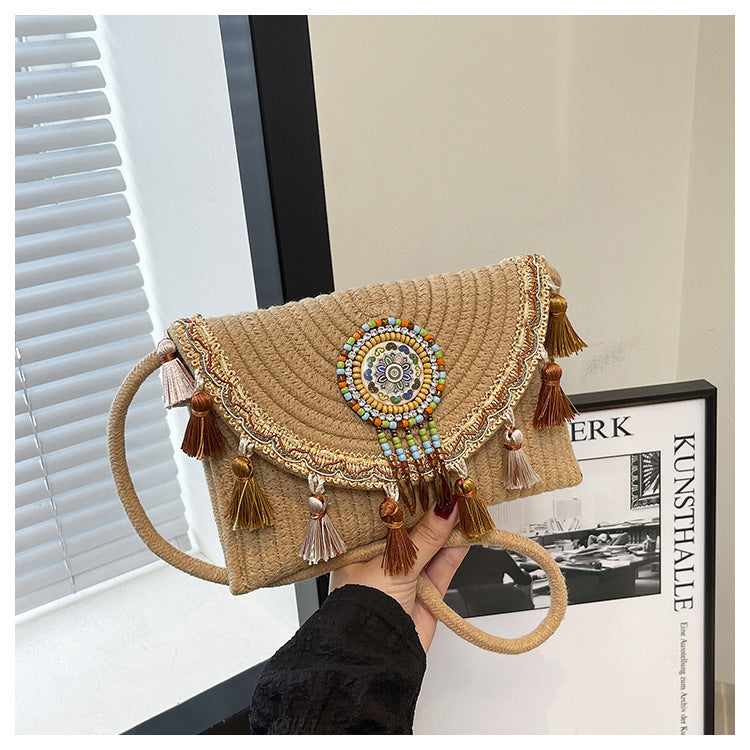 Bohemian-inspiriertes handgefertigtes Perlen-Clutch Brehn