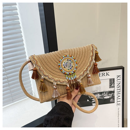 Bohemian-inspiriertes handgefertigtes Perlen-Clutch Brehn
