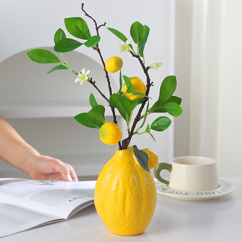 Dekorat vase aus Keramik für die Wohnkultur Anzeige