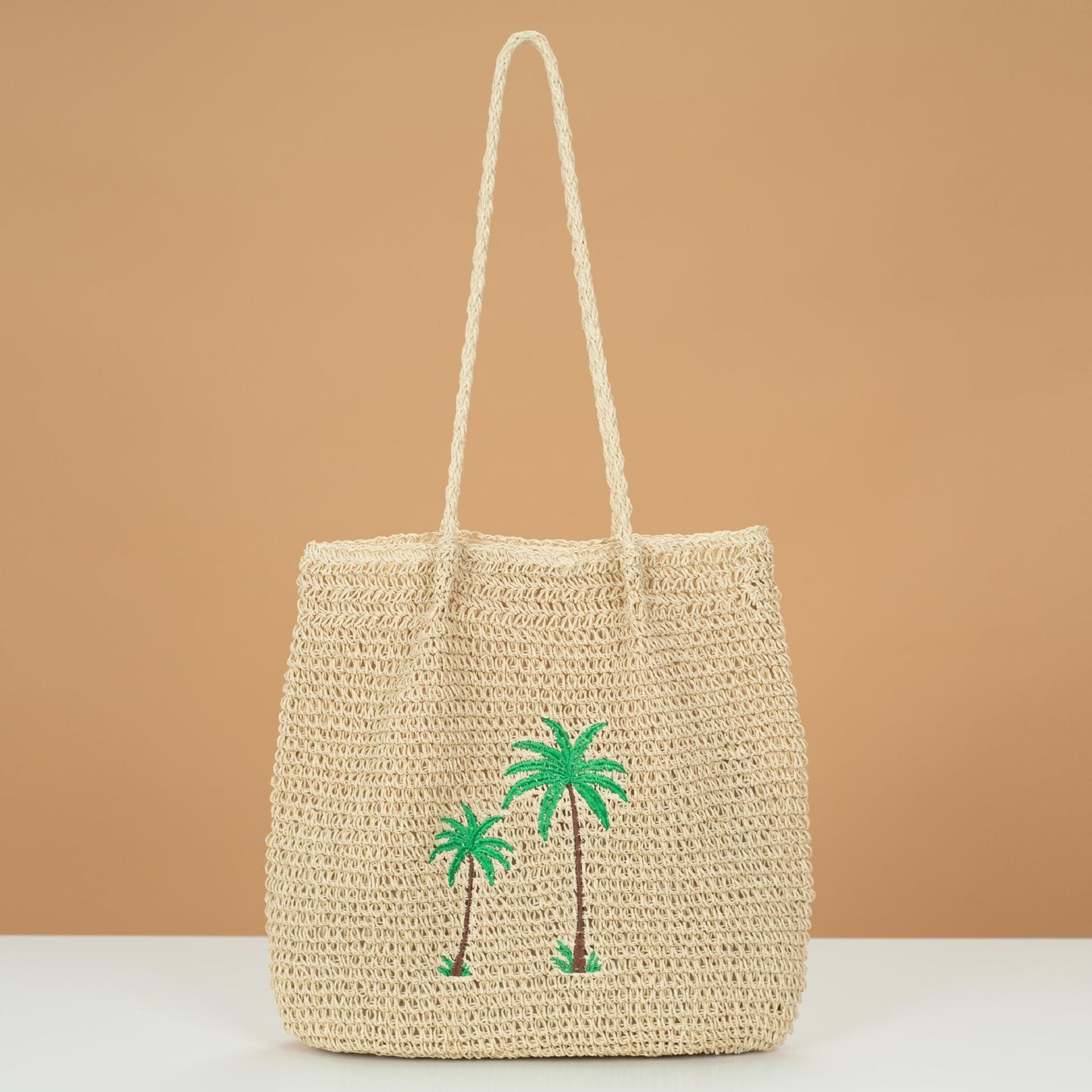 Trendige Basttasche Brehn