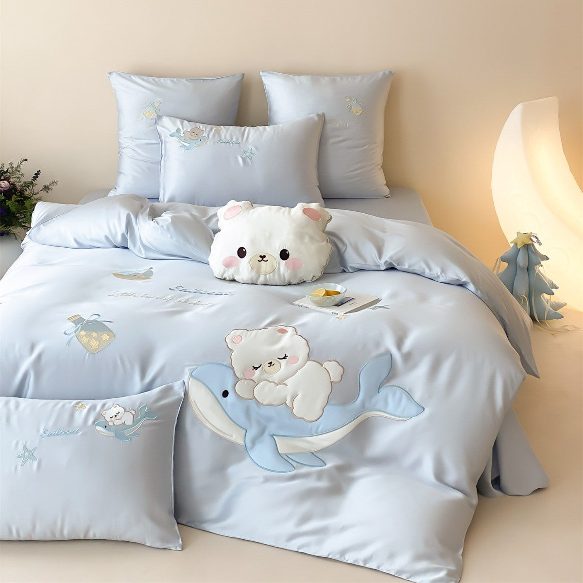 Kinder besticktes Baumwollsatin Bettbezug Set mit Plüschbären-Applikation & Wal-Motiv